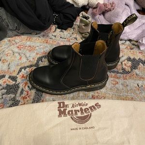 doc marten 2976 vintage made in england chelsea boots OPEN TO OFFERS!!